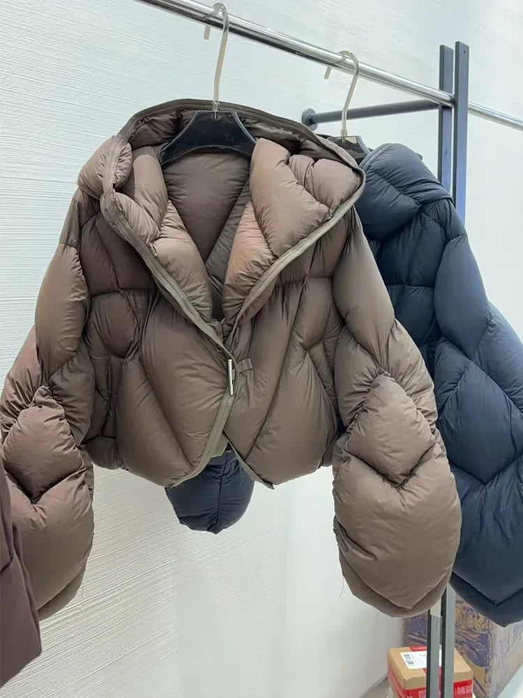 Fashion Warm White Goose Down Coat 2025 New Autumn Winter Casual Women Down Jacket Soft Puffer Short Outerwear Lightweight Coat